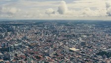 Alterações climáticas (Brasil e Portugal): diretrizes nacionais versus aplicações locais como contribuição à gestão das águas pluviais
