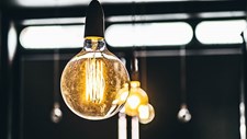 Consumo de eletricidade aumenta 2,4 % em abril
